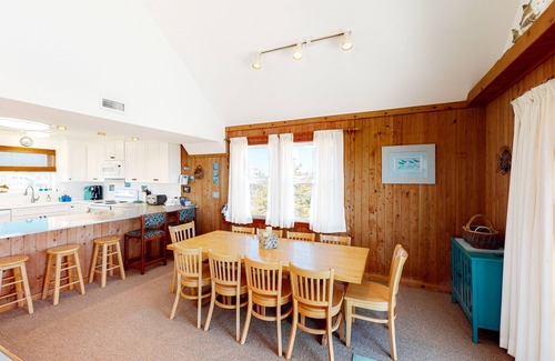 Avon Casa | Oceanfront House with Private Hot Tub, Ocean View, Shared Pool, Free WiFi, & A/C