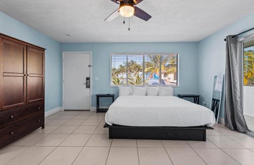 Fort Pierce Casa | Oceanfront Inn Room #1 - Partial Ocean View King Bed