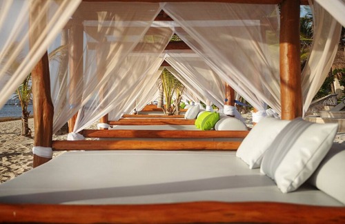 Puerto Morelos Apartamento | Oceanfront Luxury Suite: A Caribbean Retreat w/ Premium Benefits, ALL-INCLUSIVE