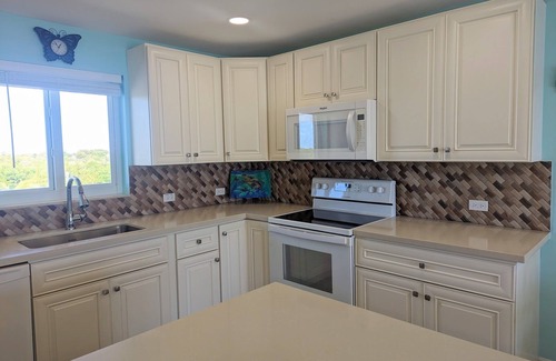 Tavernier Condominio | Oceanfront Luxury Condo