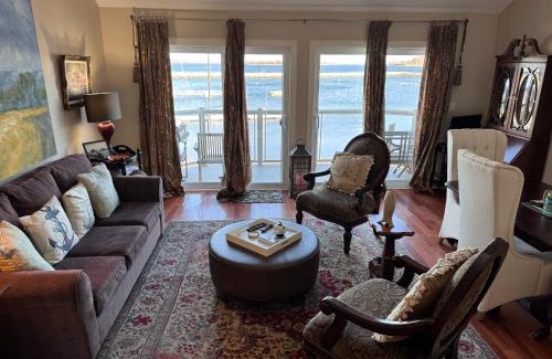 Western Shore Casa | Oceanfront Luxury Magical Views Sunset and Sunrise