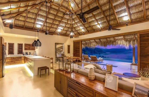 Santa María Huatulco Villa | ¡NUEVA PROPIEDAD! Propiedad de lujo con vista al mar en el desarrollo Elite Resort