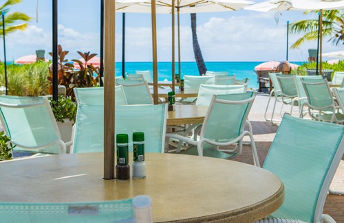 Grace Bay Villa | El veneciano en Grace Bay - 102! ¡40% de descuento en todo el otoño: del 1 de septiembre al 19 de diciembre de 2019!