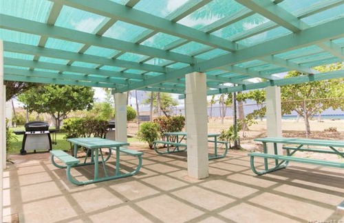 Makaha Condominio | Frente al mar Makaha Surfside Increíbles puestas de sol!