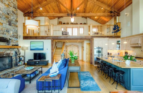 Manzanita Casa | Oceanfront Manzanita!
