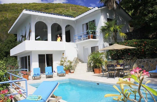 Rendezvous & Ditleff Villa | Frente al mar-Monte Bay, vista increíble! 20% DE DESCUENTOS DISPONIBLES !!! ¡PREGUNTE CÓMO!