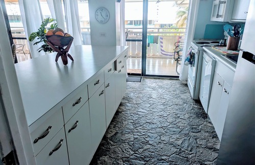Estate Golden Rock Condominio | Oceanfront Oasis; Fun family retreat, with private pool, snorkeling steps away.