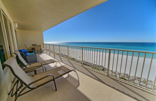 Thomas Drive Apartamento | Oceanfront Paradise with Pool Access - 0606 condo