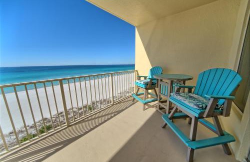 Thomas Drive Apartamento | Oceanfront Paradise with Pool Access - 0606 condo