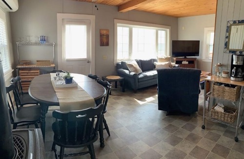 Salisbury Cabaña | Oceanfront penthouse with deck and spectacular views!