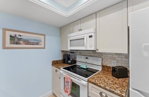 Stuart Condominio | OCEANFRONT Penthouse XL Balcony w/ Gorgeous Views, S. Hutchinson Island/Stuart