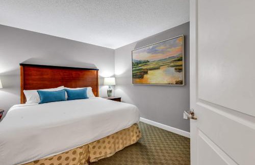 Downtown Myrtle Beach Casa | Oceanfront Perfect Couples Getaway