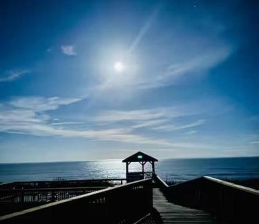 Ocean Hill Casa | Oceanfront Pool & Spa Volleyball Court Game Rm