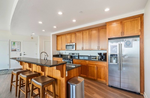 Rockaway Beach Condominio | Oceanfront Relaxation in Rockaway Beach