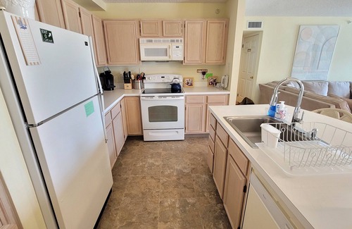 Diamond Beach Condominio | Oceanfront Resort Condo at Seapointe Village in Diamond Beach/Wildwood Crest NJ