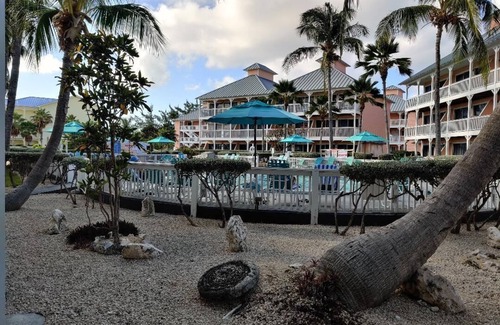 Colliers Bay Complejo | Oceanfront Resort on the East End of Grand Cayman