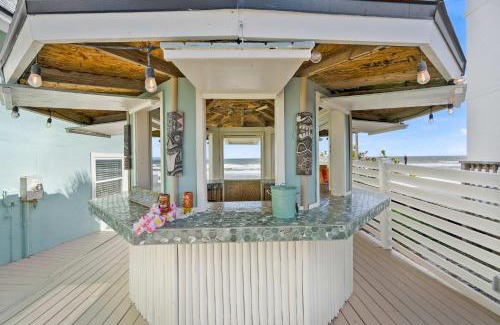 Vilano Beach Casa | Oceanfront, Serenity Under the Sea, Tiki Bar and Grand Deck!