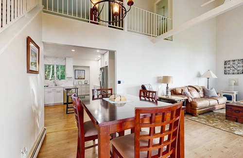 Lincolnville Casa | Oceanfront snowbird-friendly home on the beach with washer/dryer & fireplace