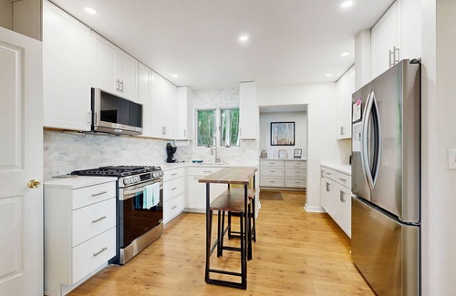 Lincolnville Casa | Oceanfront snowbird-friendly home on the beach with washer/dryer & fireplace