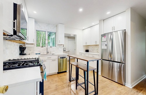 Lincolnville Casa | Oceanfront snowbird-friendly home on the beach with washer/dryer & fireplace