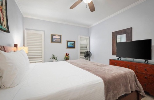 Wailua Condominio | Oceanfront, steps to the sand at Lae Nani