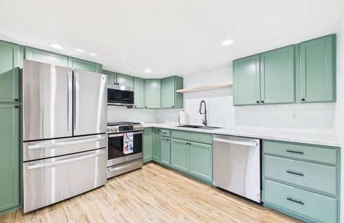 West Juneau Apartamento | Oceanfront Studio | Beach Access & Views