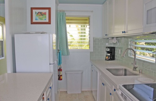 Wailua Condominio | Oceanfront Studio with Panoramic Views - Kapa'a Sands 09