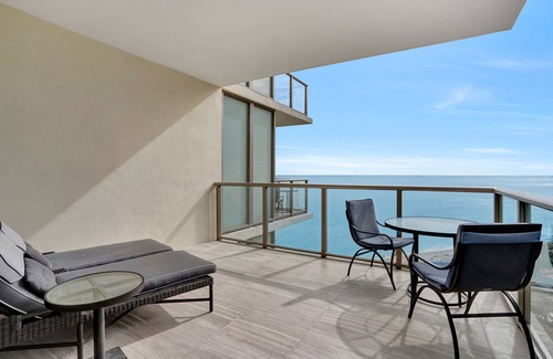 Bal Harbour Apartamento | SUITE FRENTE AL MAR St Regis Bal Harbour