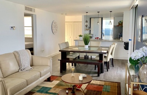 Hutchinson Island South Apartamento | Unidad de esquina del piso 12 totalmente remodelada con maravillosas vistas al mar