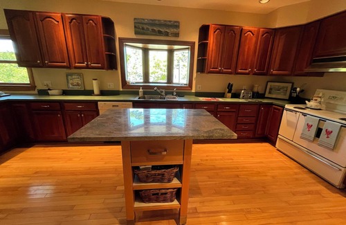 Deer Isle Casa | Oceanfront - Tranquil 4-bedroom, 3.5 bath Deer Isle home with fiber Internet, AC