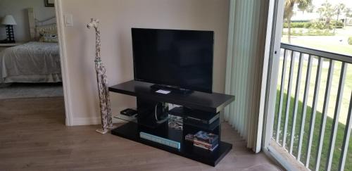 Fort Pierce Apartamento | Oceanfront Tropical Paradise
