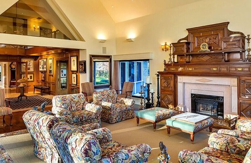 Saanich East Casa | Oceanfront Uplands Estate