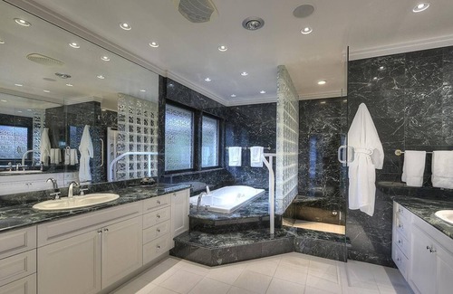 Saanich East Casa | Oceanfront Uplands Estate