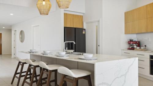 Sapphire Beach Casa | Oceanfront View - Pizza Oven, Pool, Beach