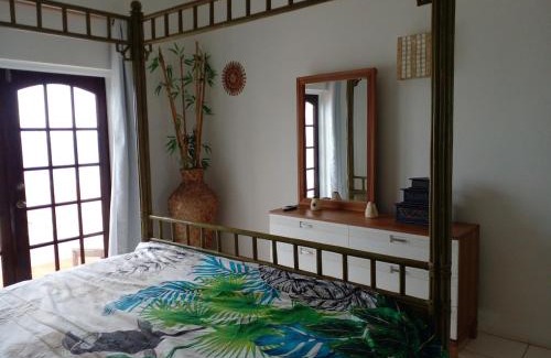 Pelican Key Villa | Oceanfront Villa
