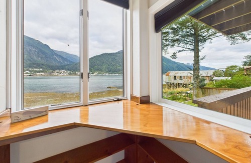 West Juneau Casa | Oceanfront w/Incredible Views
