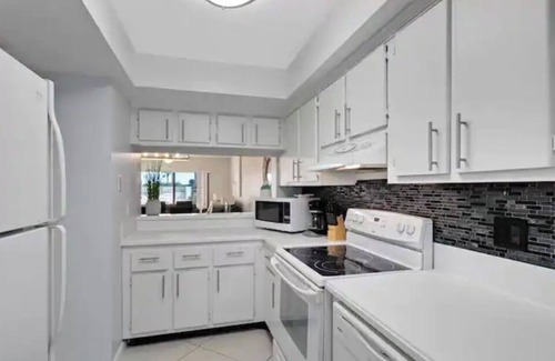 Port Canaveral Condominio | Oceanfront walkout stunning condo!