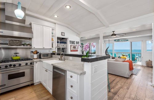 Eastern Malibu Casa | Casa frente al mar en Malibú - en la arena sin acceso público