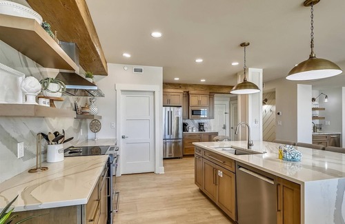 Holiday Isle Condominio | Oceania 307 3 Bedroom Condo by RedAwning