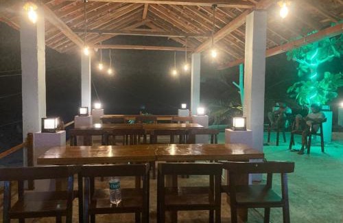 Hireguthi Complejo | Oceanic Stay And Restaurant Gokarna