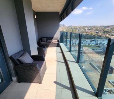 Umhlanga Apartamento | Oceans Apartments Balcony Suites in the Radisson Blu Hotel Building Tower, Durban Umhlanga
