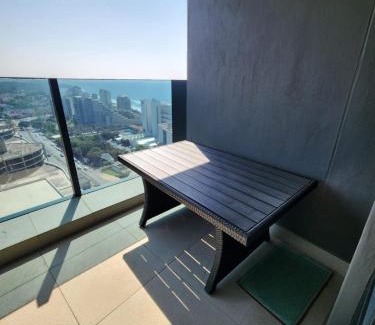 Umhlanga Apartamento | Oceans Apartments Balcony Suites in the Radisson Blu Hotel Building Tower, Durban Umhlanga