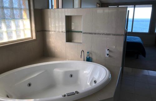 Way Way Apartamento | OceanScape Luxury Beachfront Villas