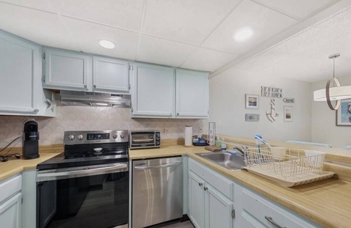 North Ocean City Condominio | Oceanside 2bed 2bath condo, close to beach & perfect for families!