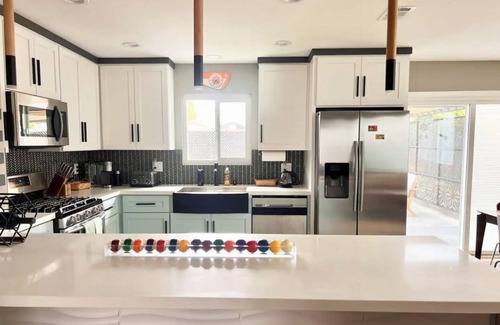 San Luis Rey Casa | Oceanside 4 bed/2 bath Home nearby Legoland, Disneyland, Safari Zoo and Beaches!
