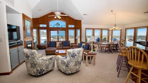 Ocean Sands Casa | Oceanside, 7 BRS, Private Pool, Hot Tub, Rec Room, OS1A, Corolla Horizons