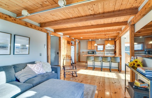Bass Harbor Casa | Oceanside Bass Harbor Home w/ Peaceful Deck!