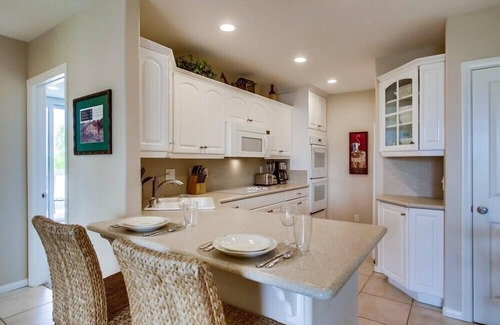 Townsite Condominio | Oceanside Beach Condos