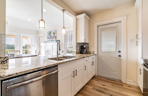 Tarpon Springs Casa | Oceanside Cottage