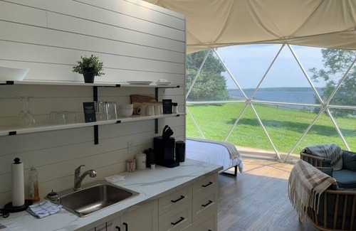 Feltzen South Cabaña | Oceanside Glamping Dome near Lunenburg